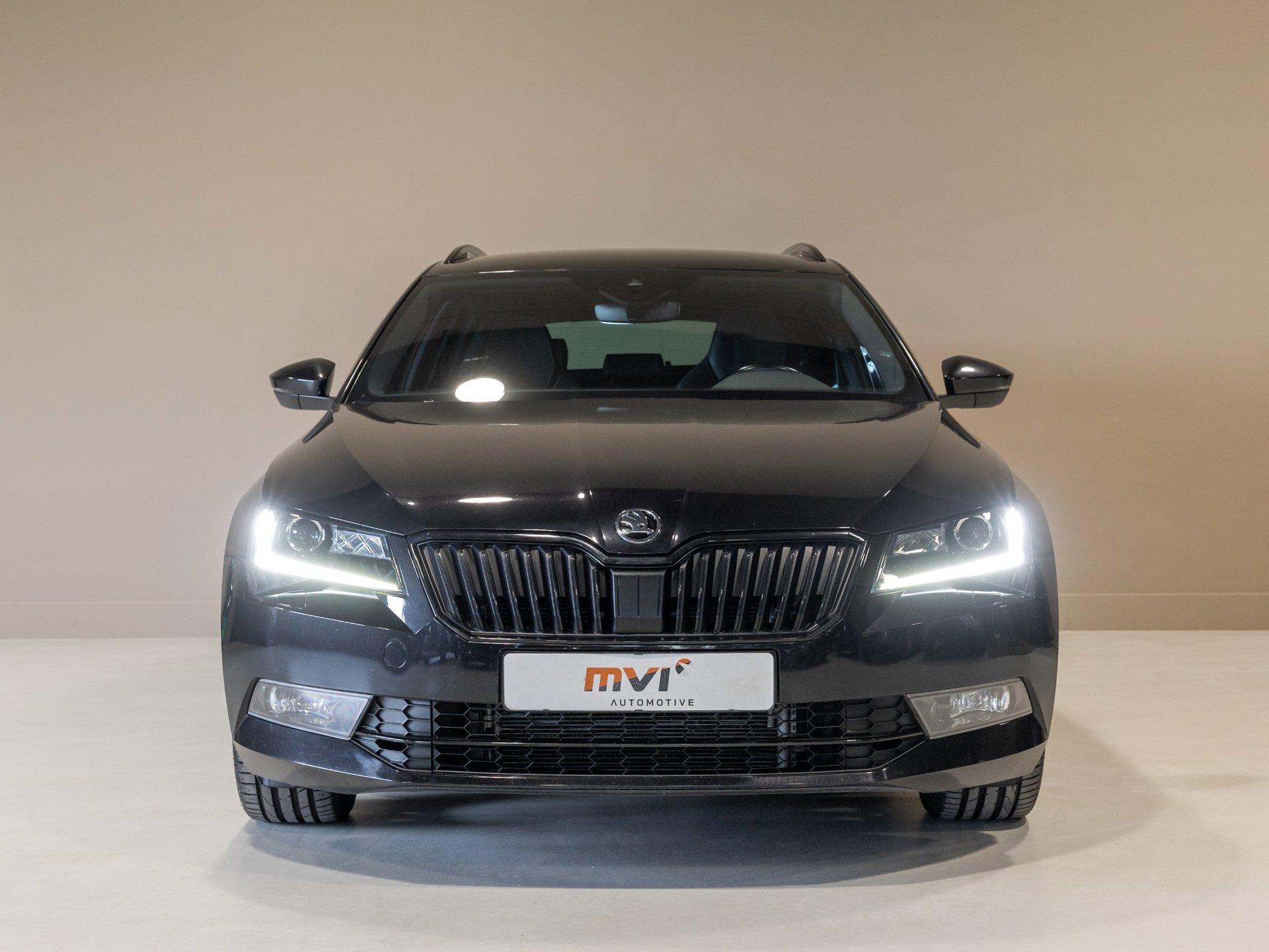 Foto van Skoda Superb Combi