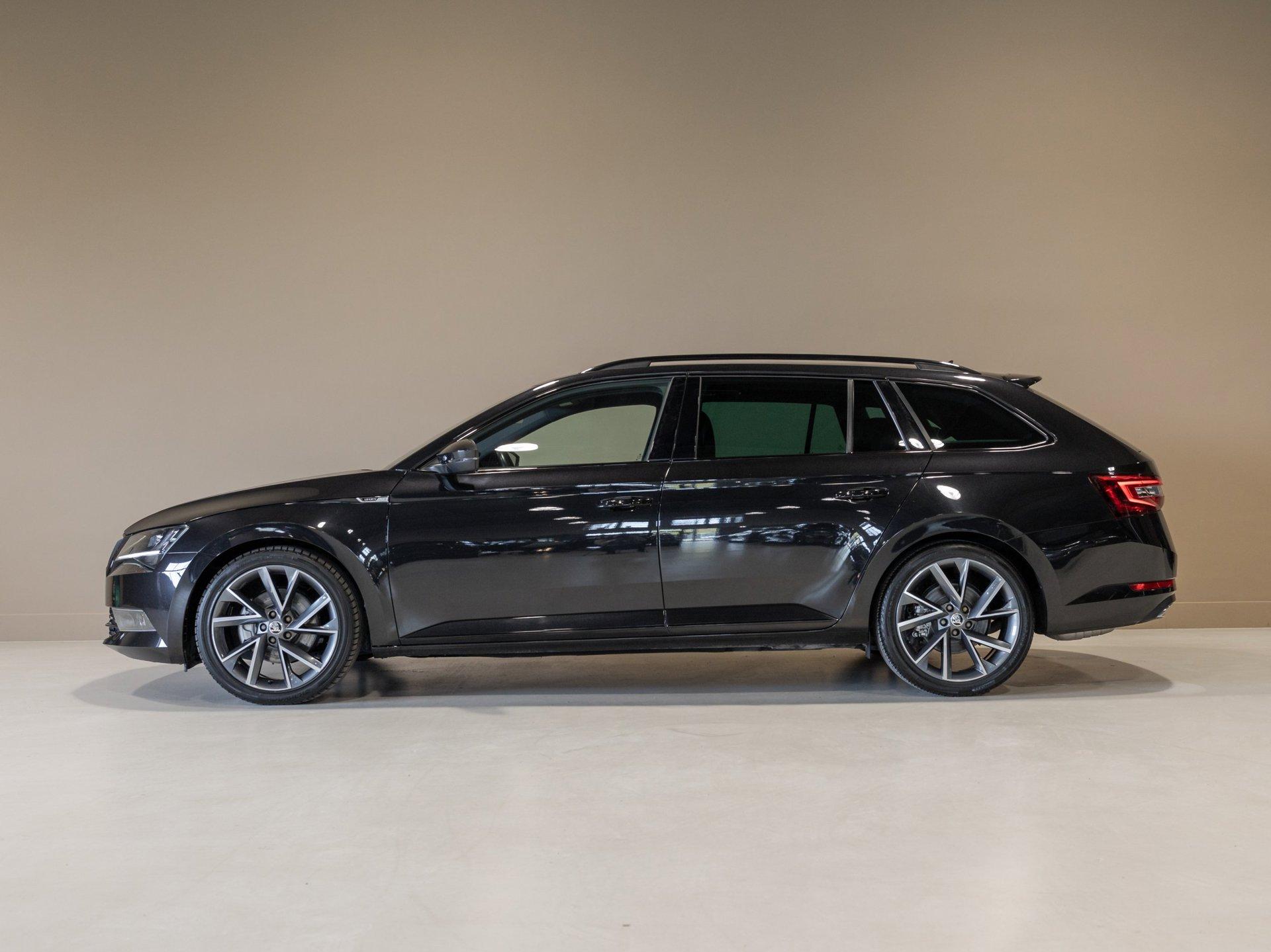 Foto van Skoda Superb Combi