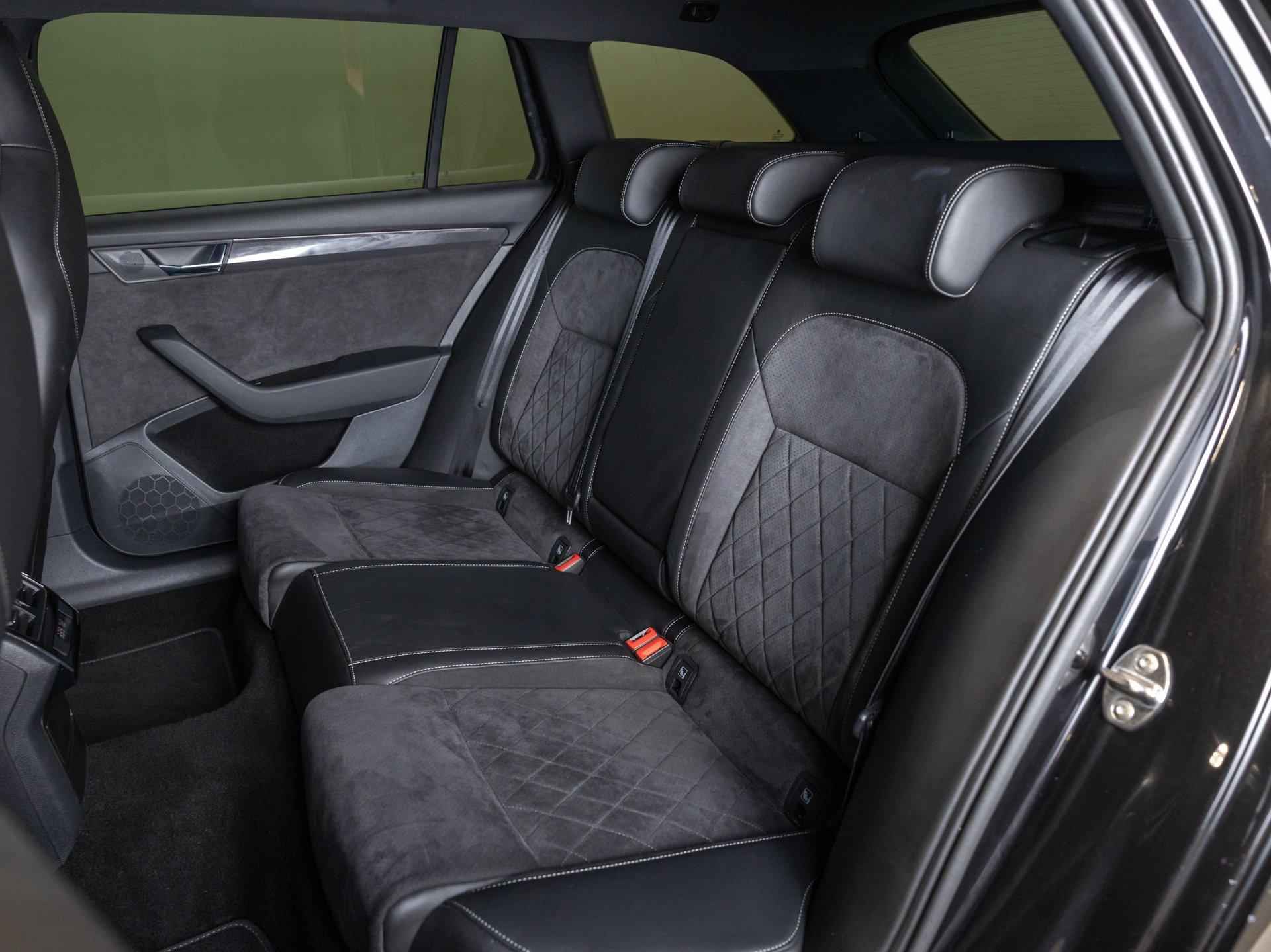 Foto van Skoda Superb Combi