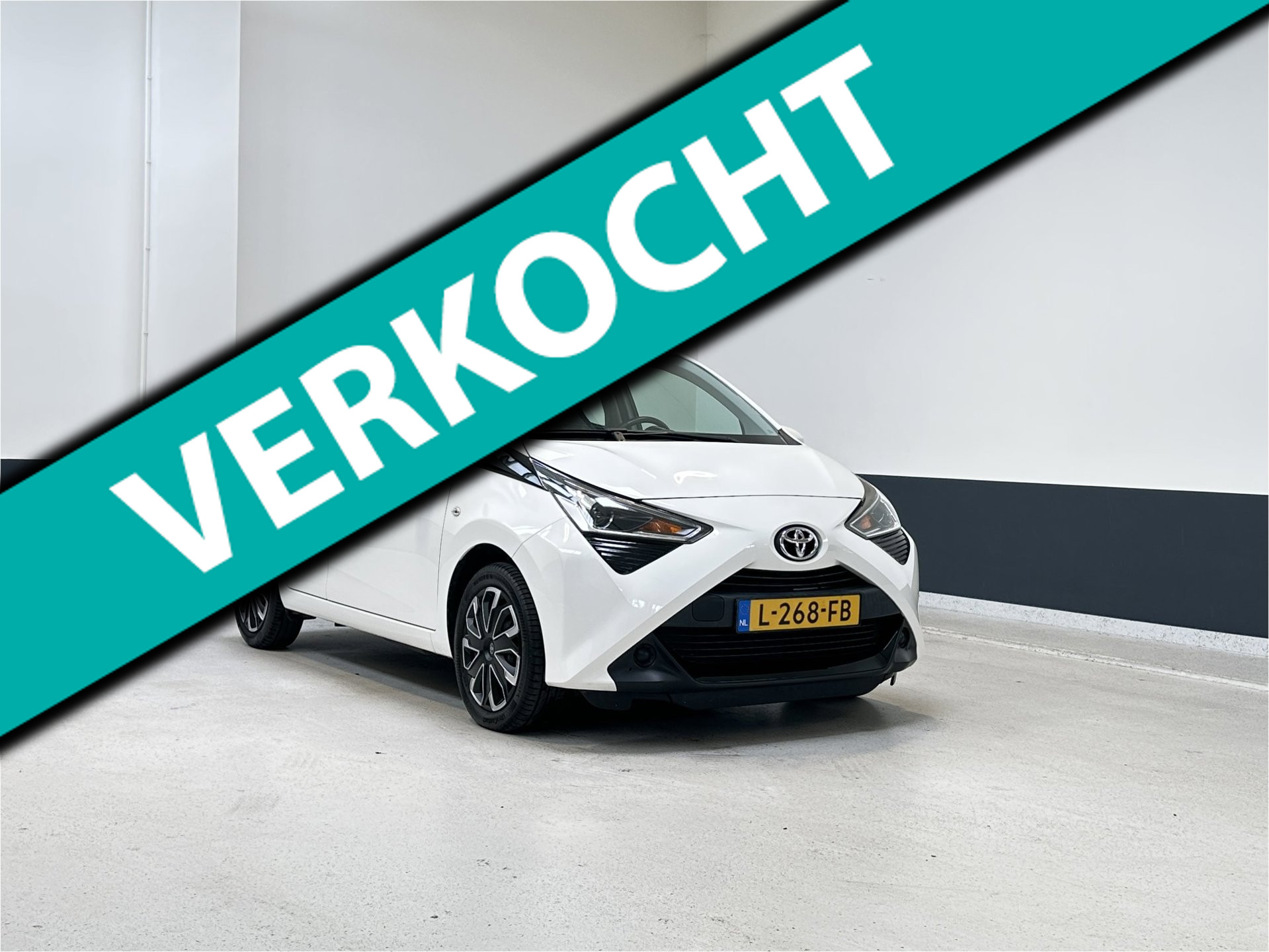 Toyota Toyota Aygo 1.0 VVT-i x-play limited | NL | 1 Eig | Carplay/ Android Auto | Camera | 2021 - voorkant