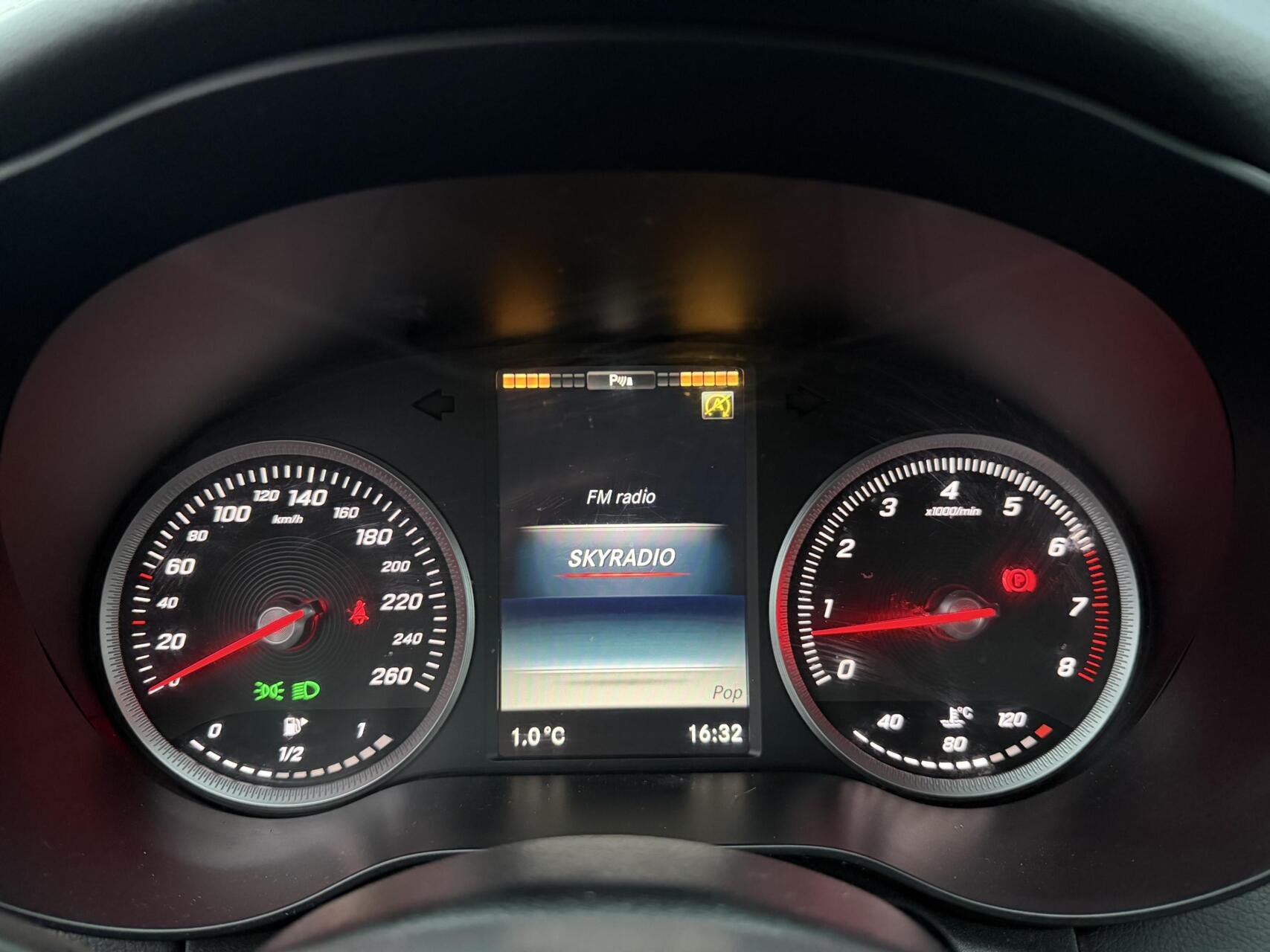 Foto van Mercedes-Benz C 160