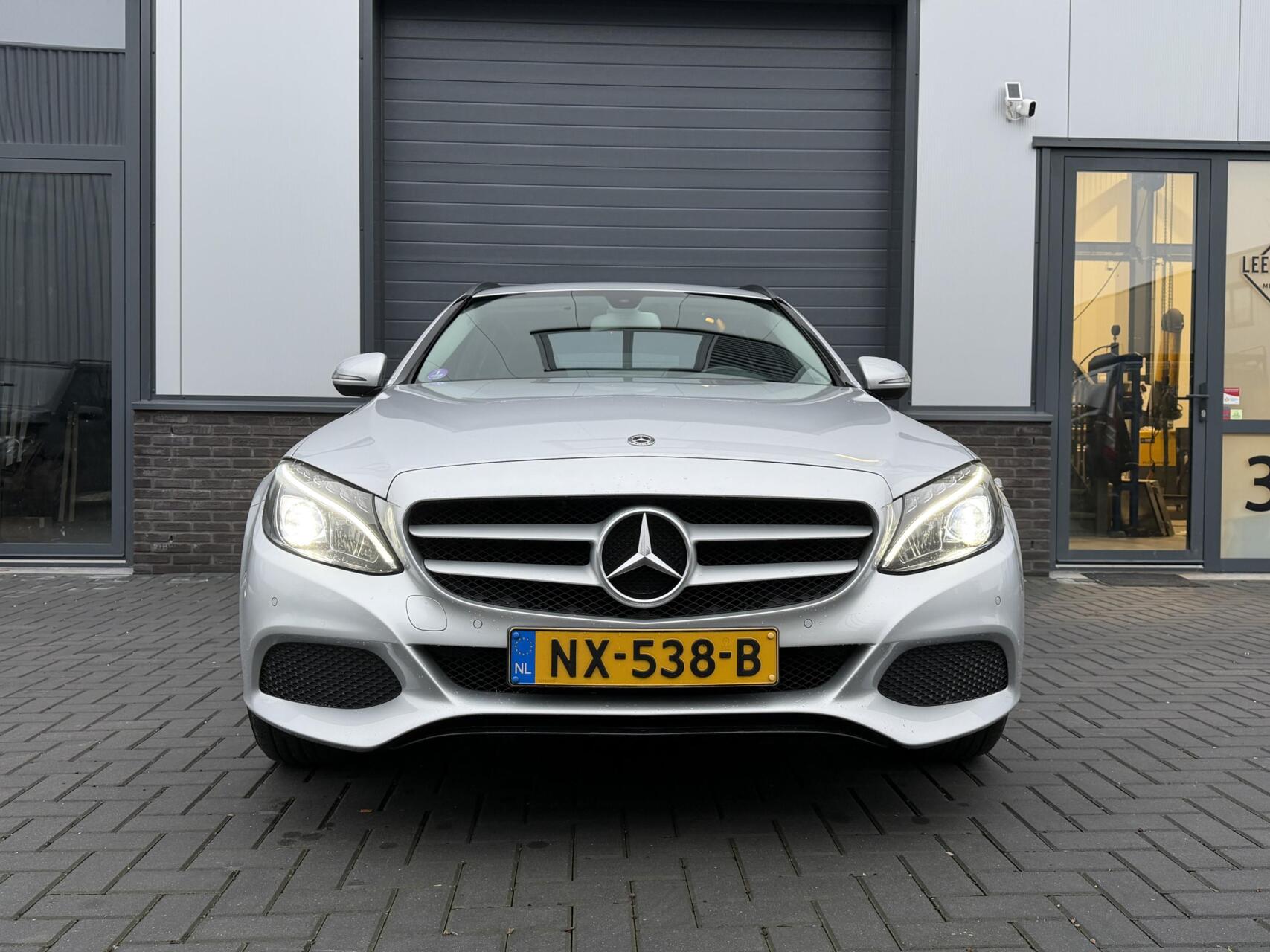 Foto van Mercedes-Benz C 160