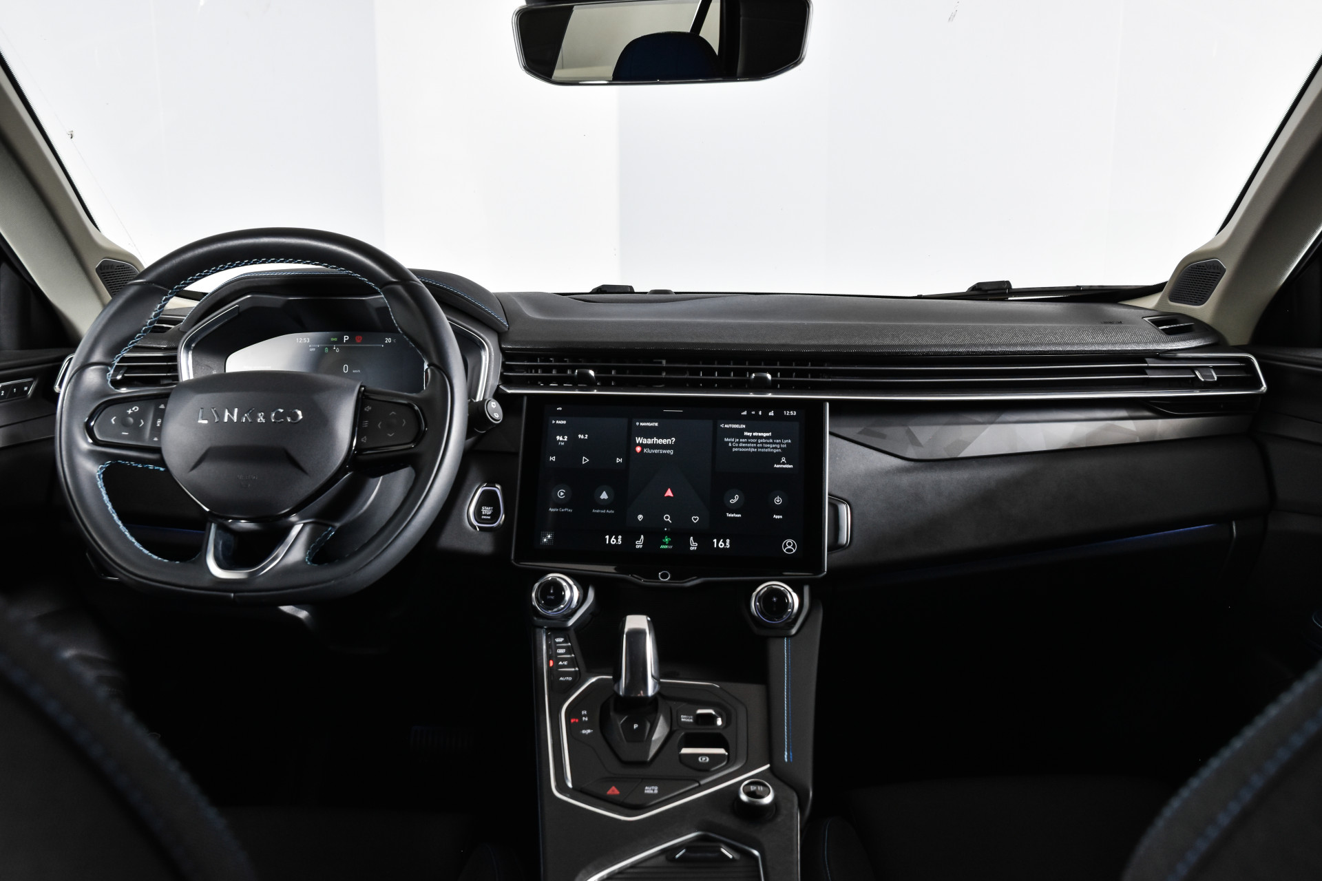 Foto van Lynk&co LYNK & Co 01