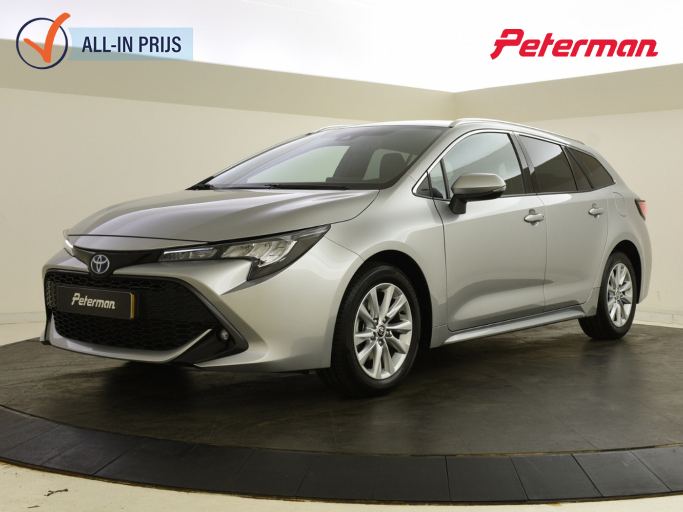 Toyota Toyota Corolla 1.8 Hybrid Active Plus | Navigatie | Halfleer | Stoelverw. 2022 - voorkant