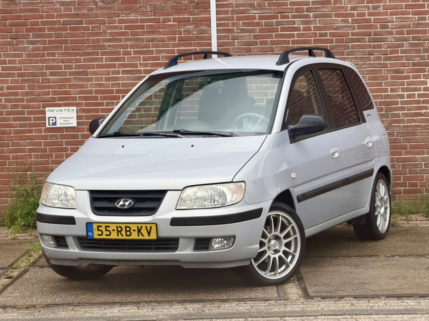 Hyundai Matrix 1.6i Dynamic |Airco |Automaat |Nieuwe APK 2005 - voorkant
