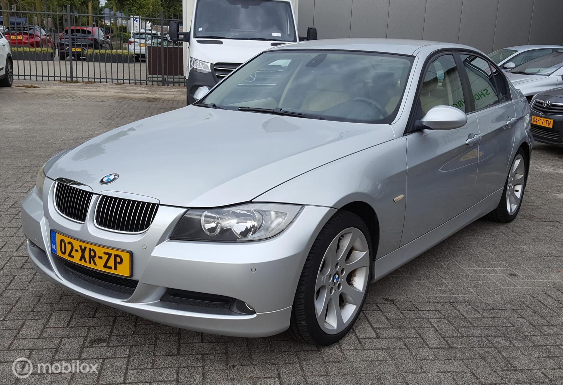 BMW 3er Reihe 318i Executive AUTOMAAT / 160997 KM. NAP 2007 - voorkant