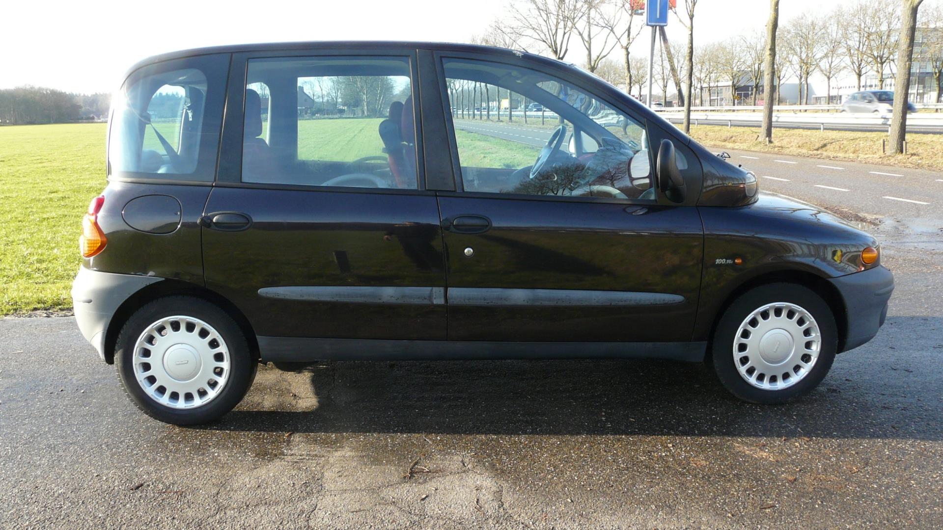 Foto van Fiat Fiat Multipla