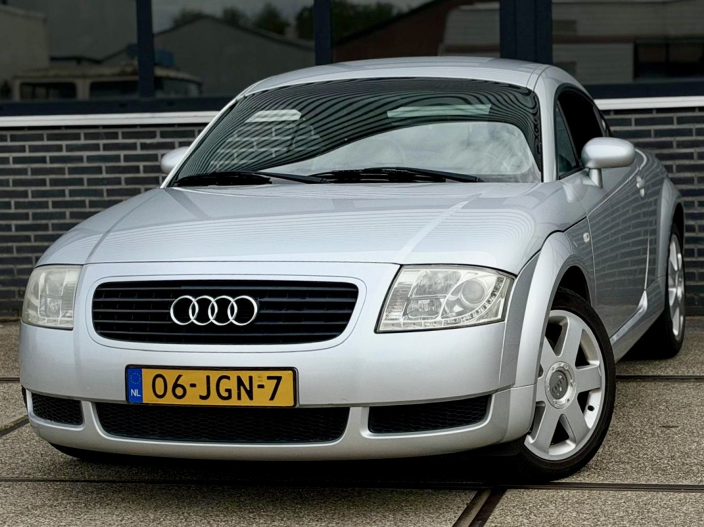 Audi TT 1.8 5V Turbo |Clima |CruiseC |Nieuwe APK 2000 - voorkant