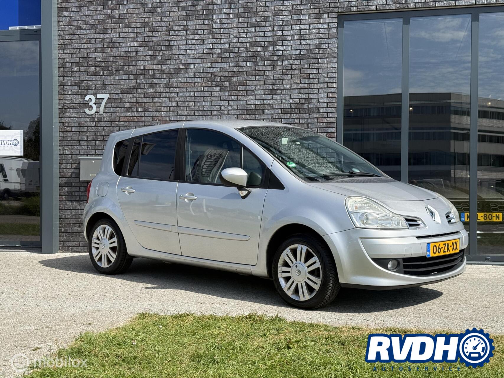 Renault Modus 1.6-16V Expression Automaat |Climate|Cruise|Tr 2008 - voorkant