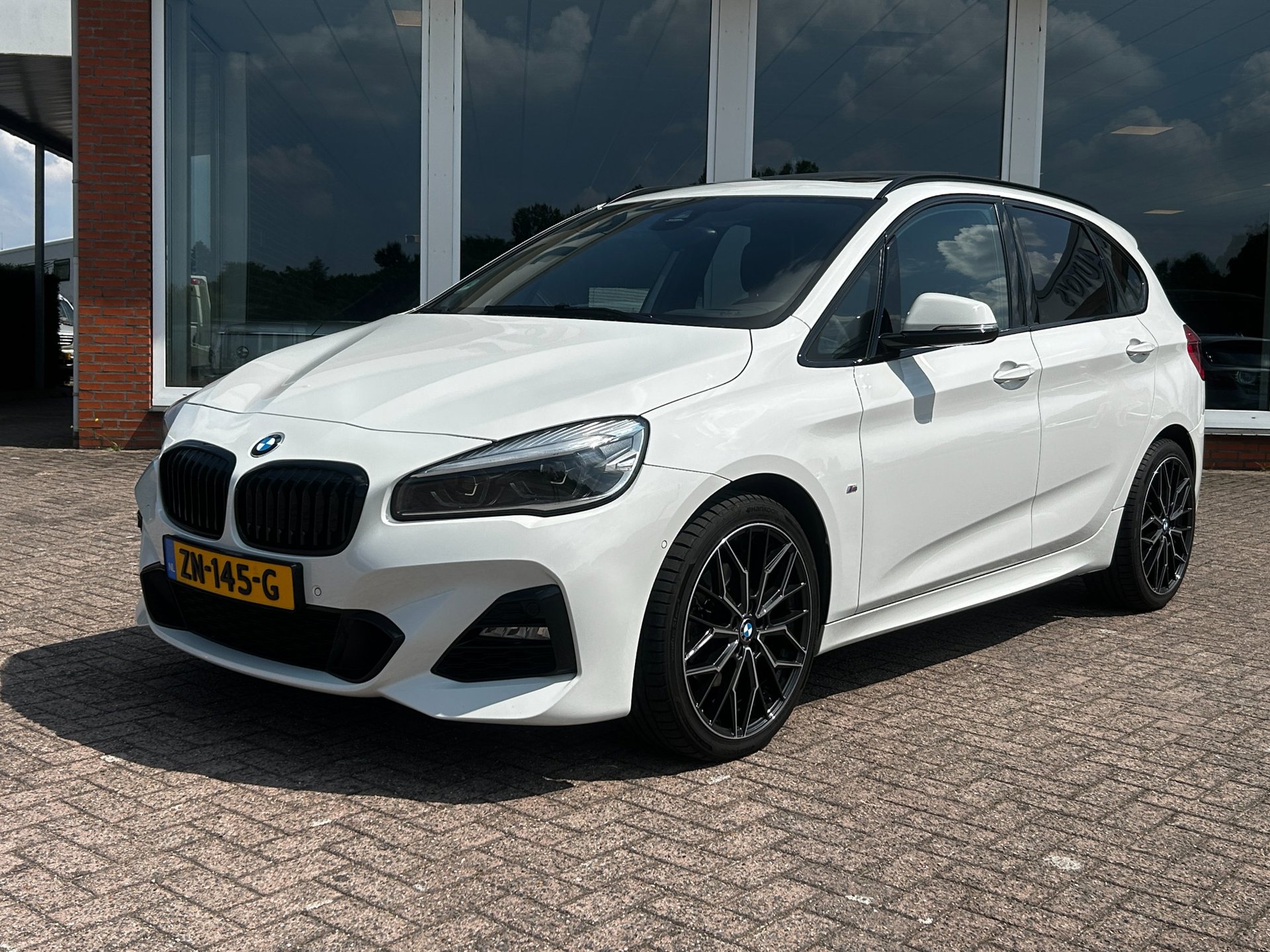 Foto van BMW 220i Active Tourer