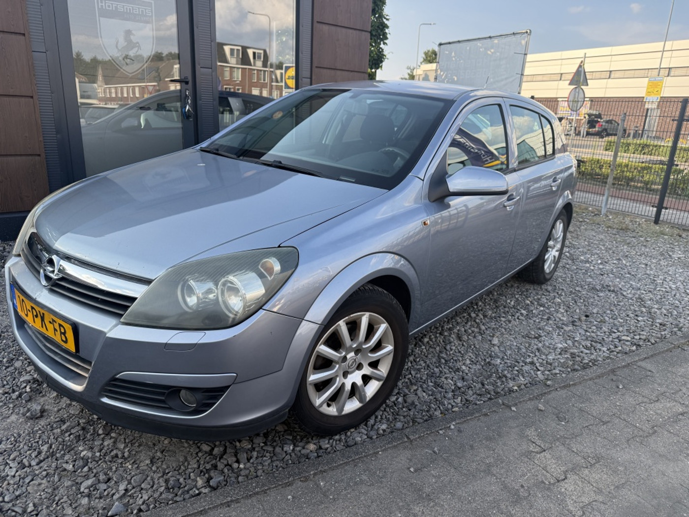 Opel Astra gereserveerd 2004 - voorkant