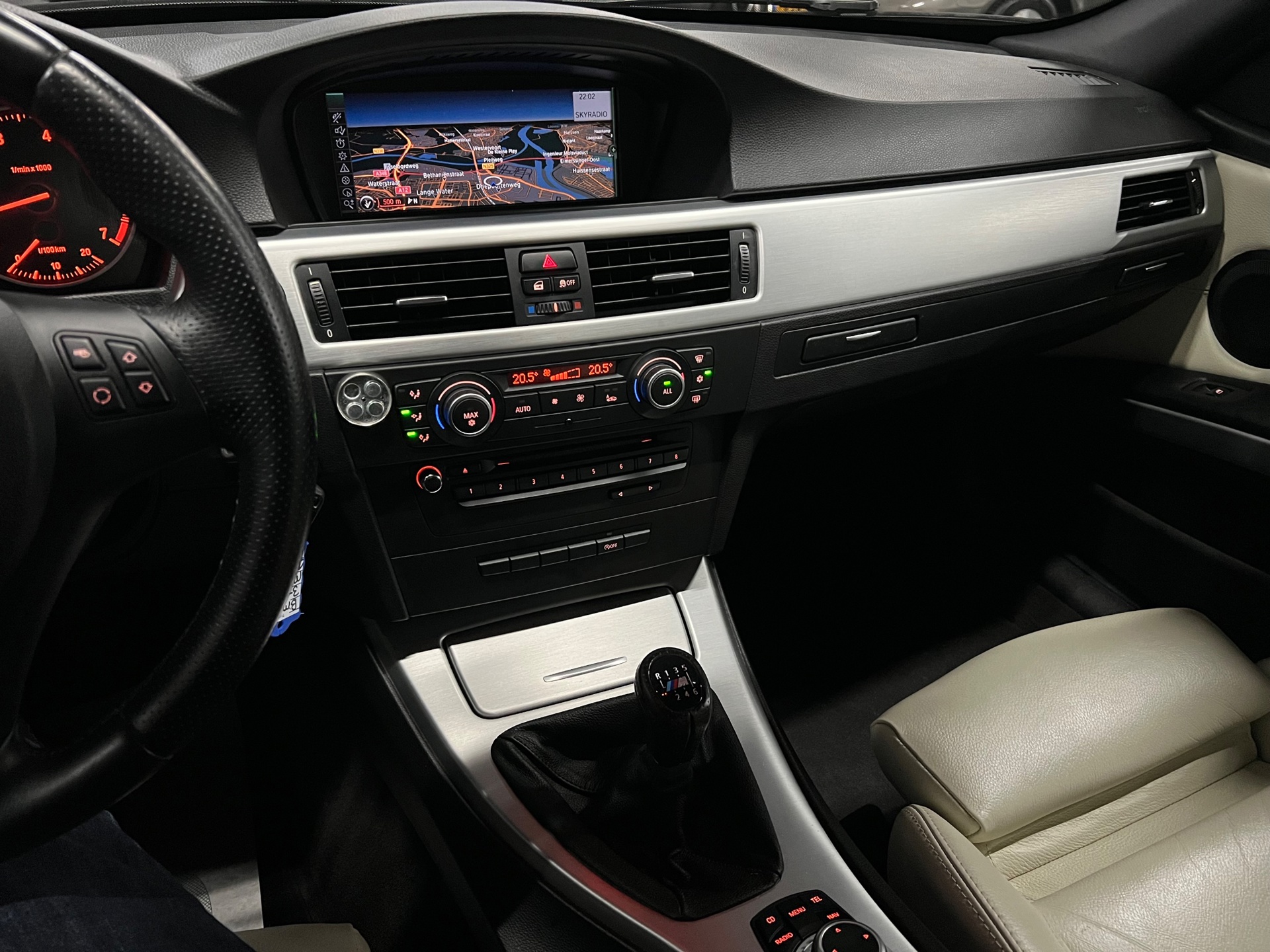 Foto van BMW 318i