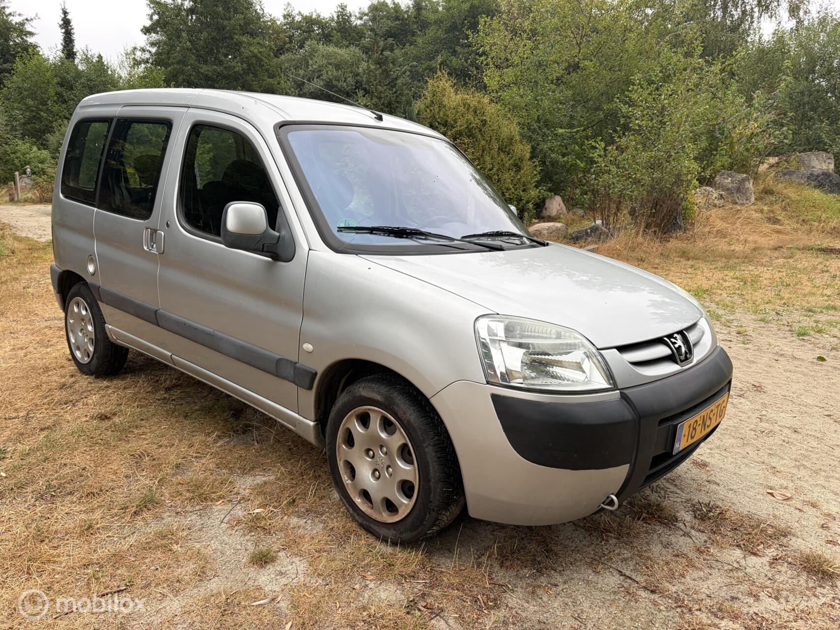Foto van Peugeot Partner