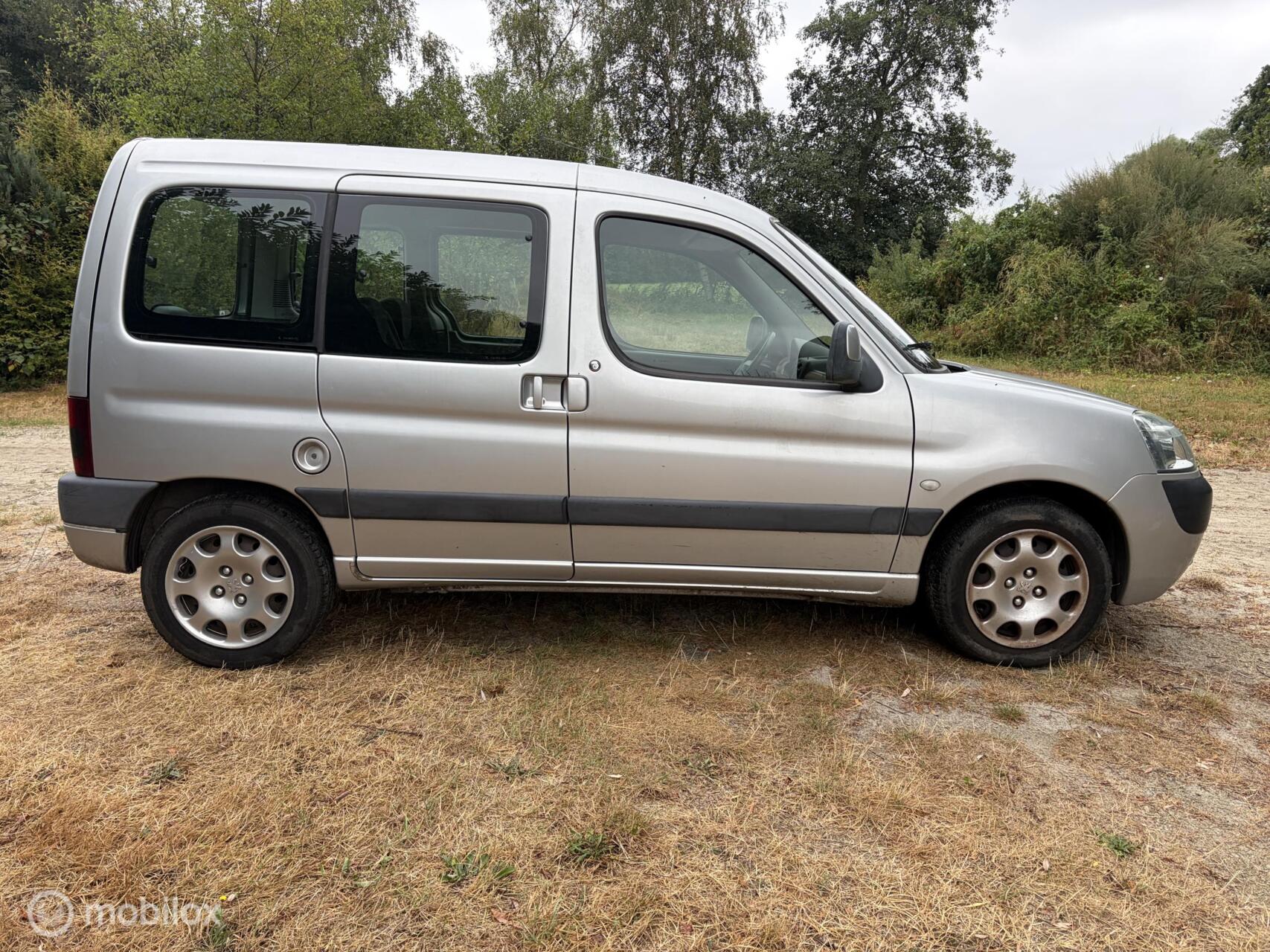 Foto van Peugeot Partner