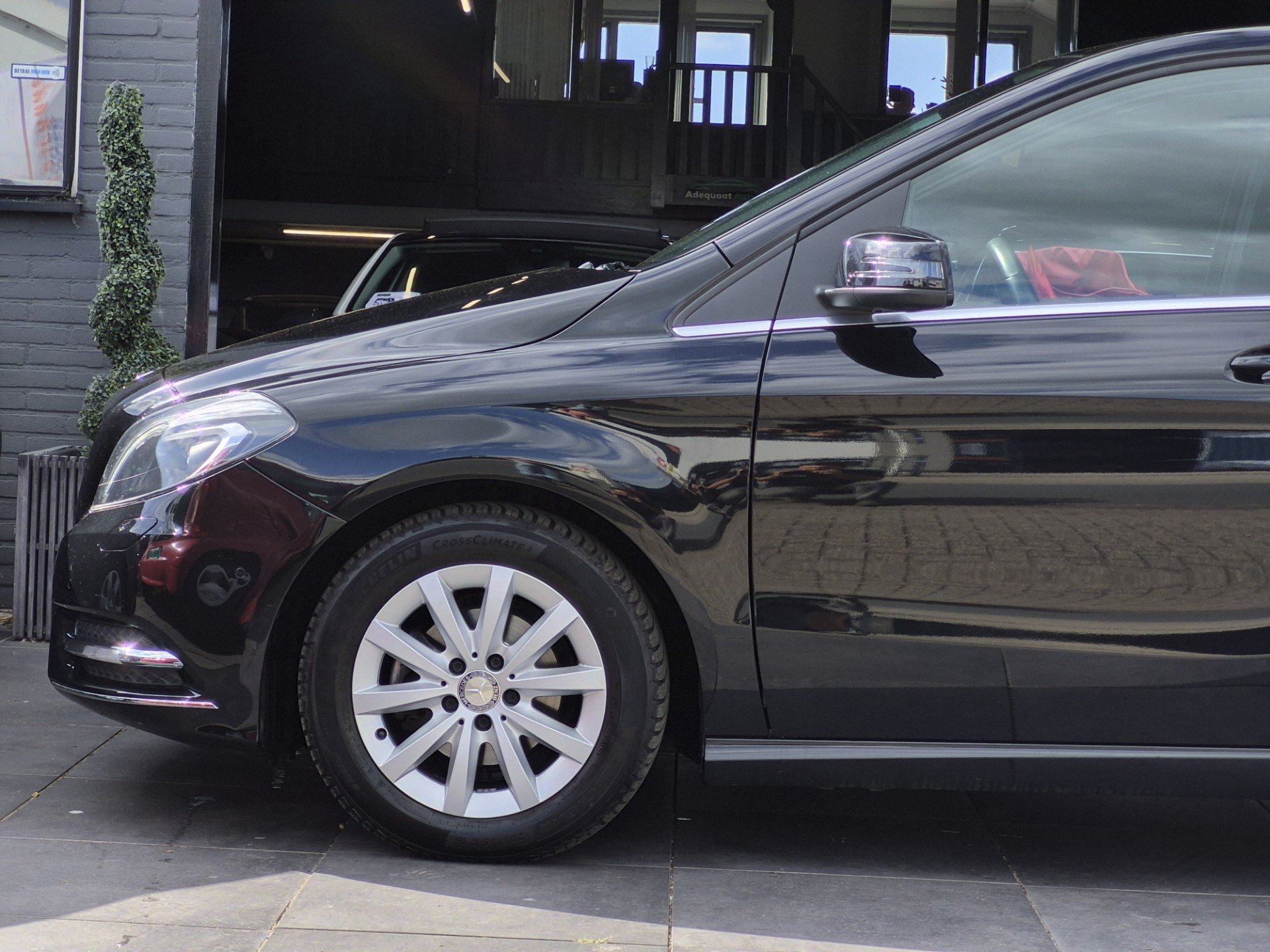 Foto van Mercedes-Benz B 180