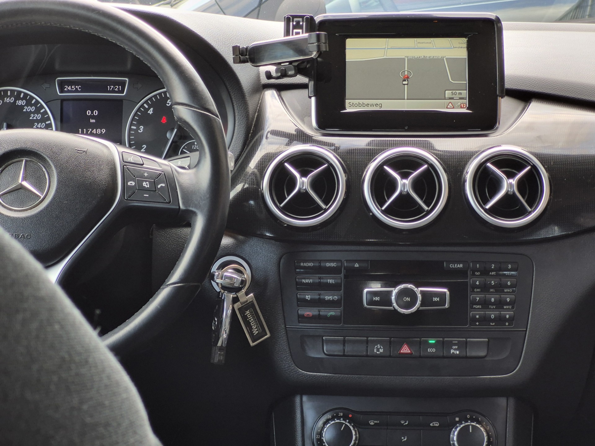 Foto van Mercedes-Benz B 180