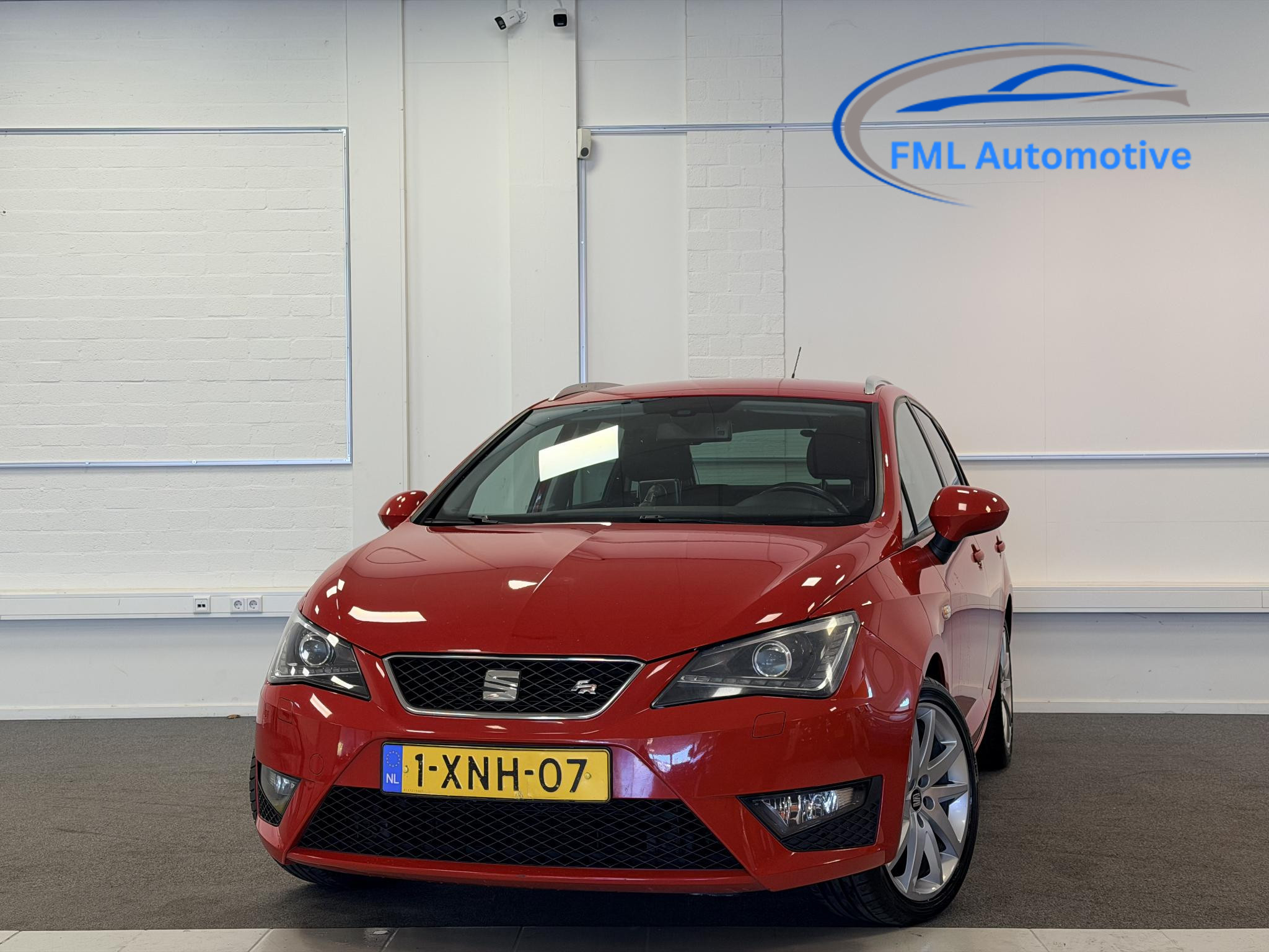 Seat Ibiza ST 1.2 TSI FR Dynamic 2014 - voorkant