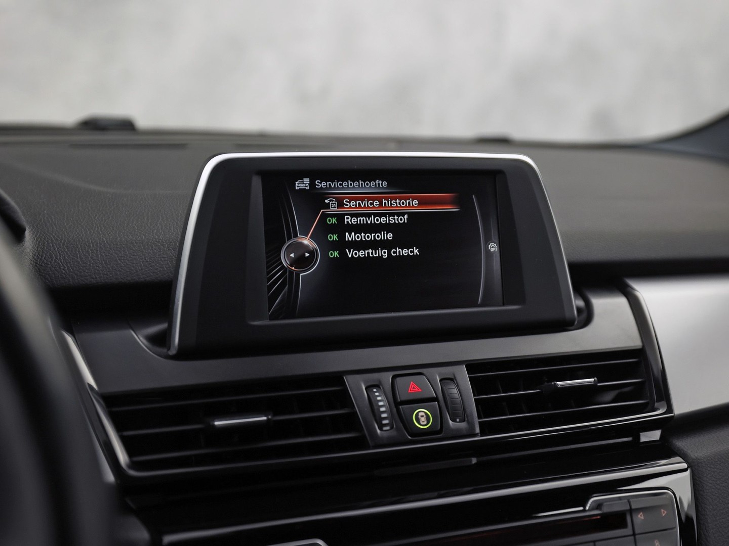 Foto van BMW 220i Active Tourer