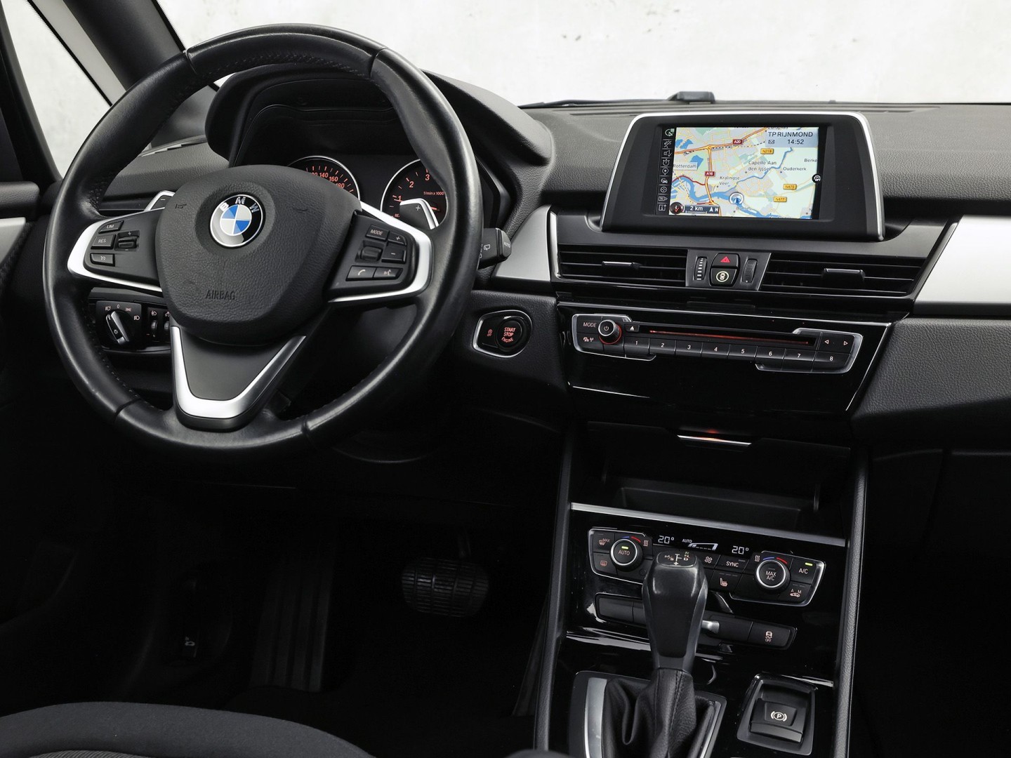 Foto van BMW 220i Active Tourer
