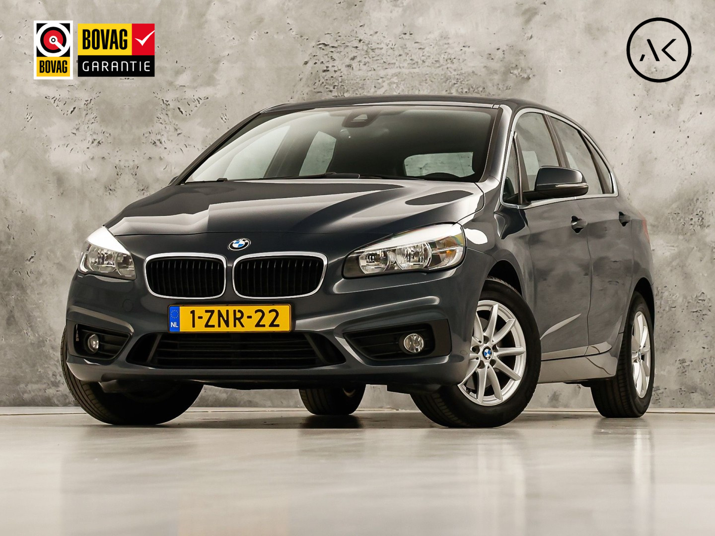 BMW 220i Active Tourer 220i Executive Sport 2015 - voorkant