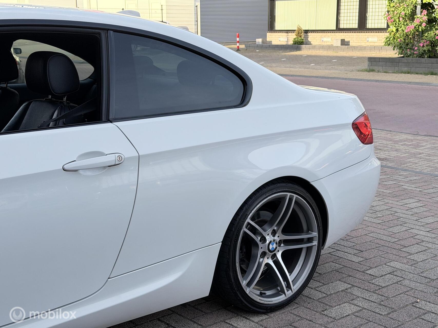 Foto van BMW 320i