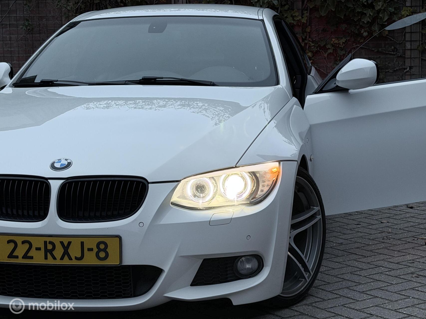 Foto van BMW 320i