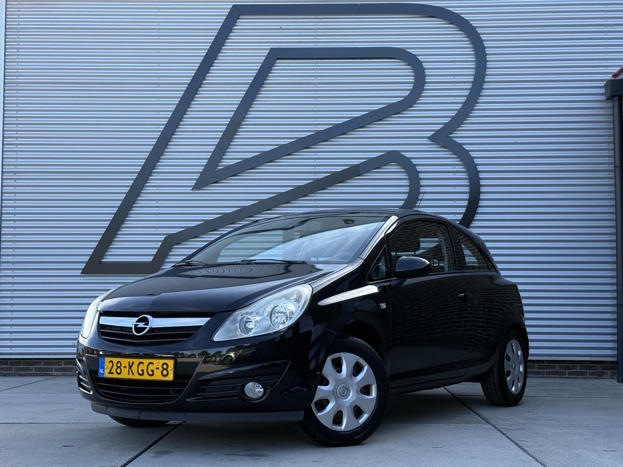 Opel Corsa 1.4-16V White Edition 2009 - voorkant