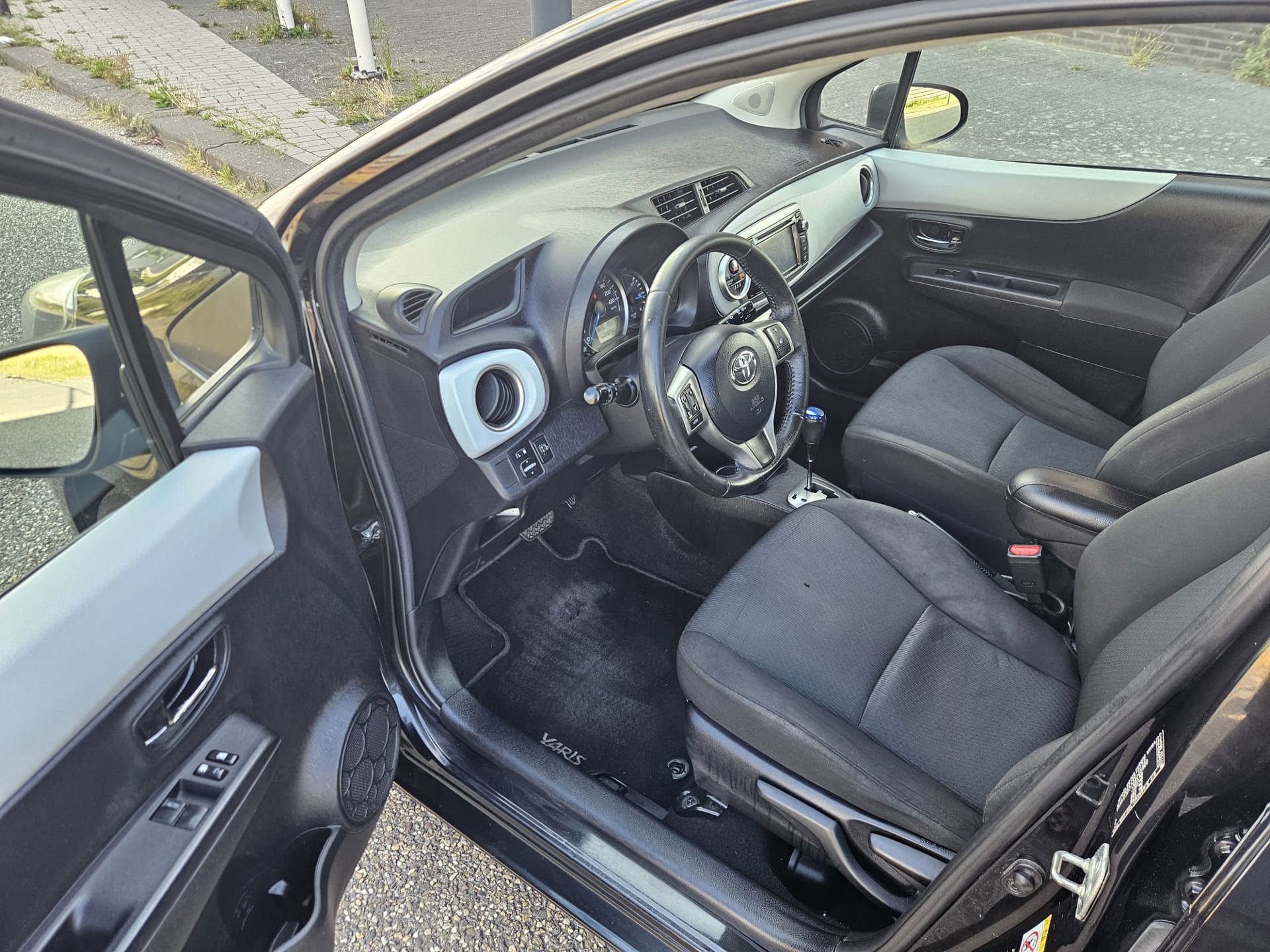 Foto van Toyota Toyota Yaris Hybrid