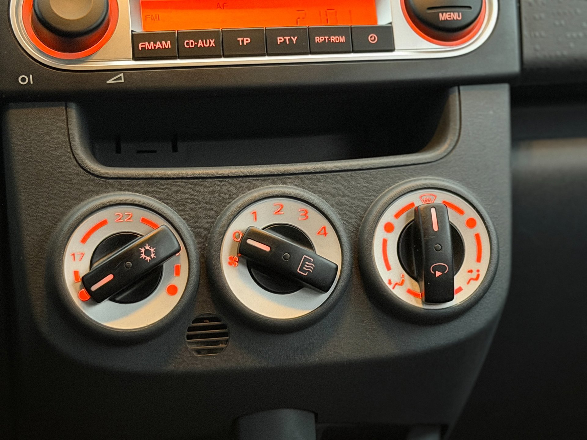 Foto van Mitsubishi Mitsubishi Colt