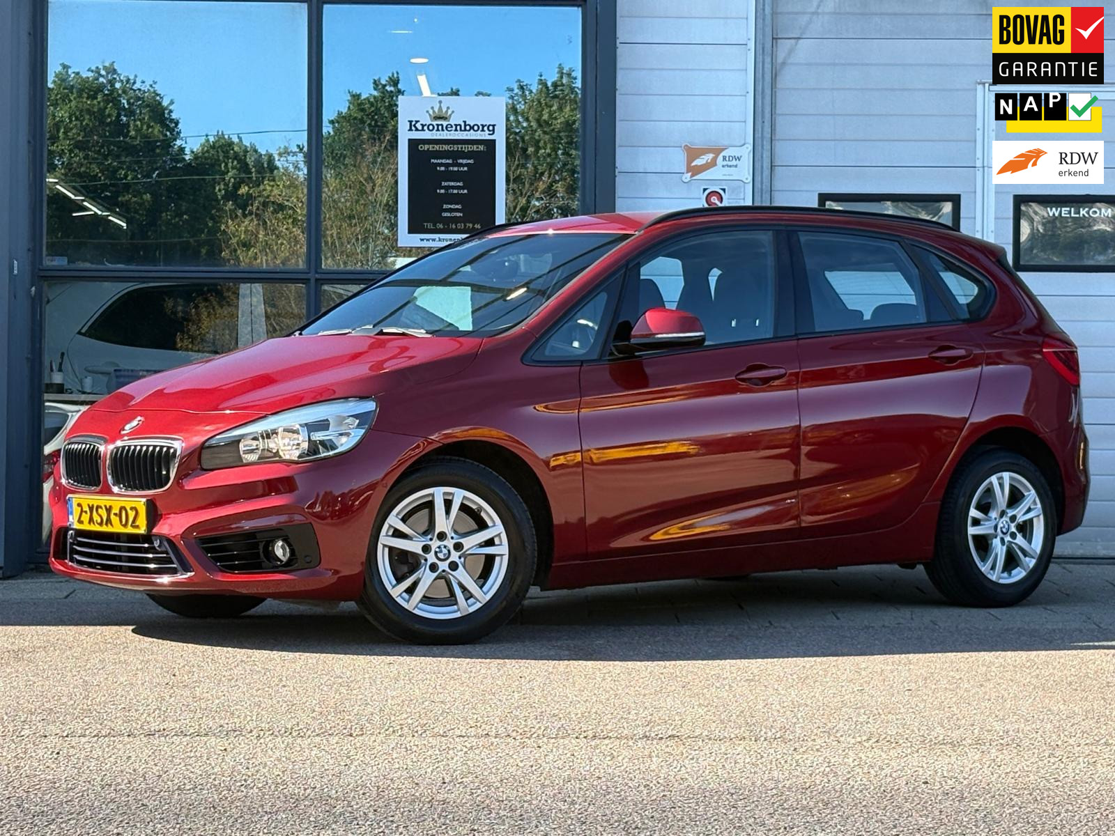 BMW 218i Active Tourer 218i Executive|NAP| CAMERA| CRUISECR 2014 - voorkant