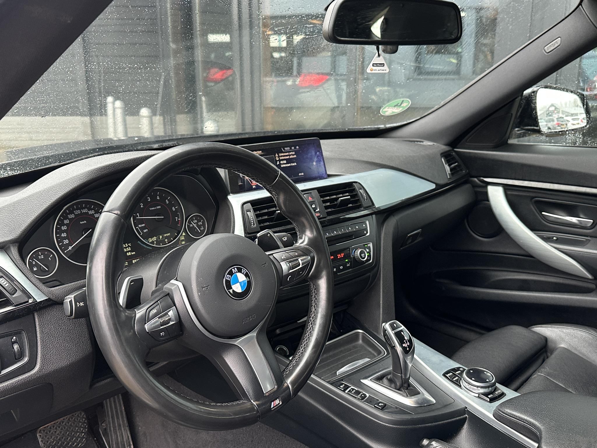 Foto van BMW 320i