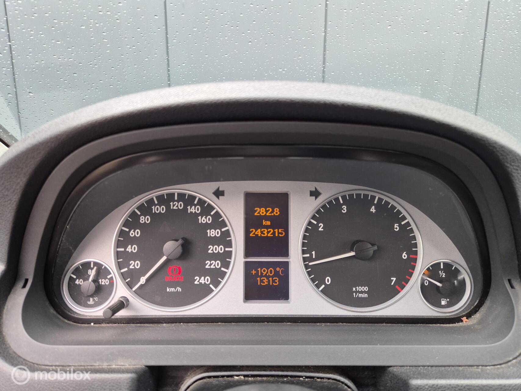 Foto van Mercedes-Benz B 170