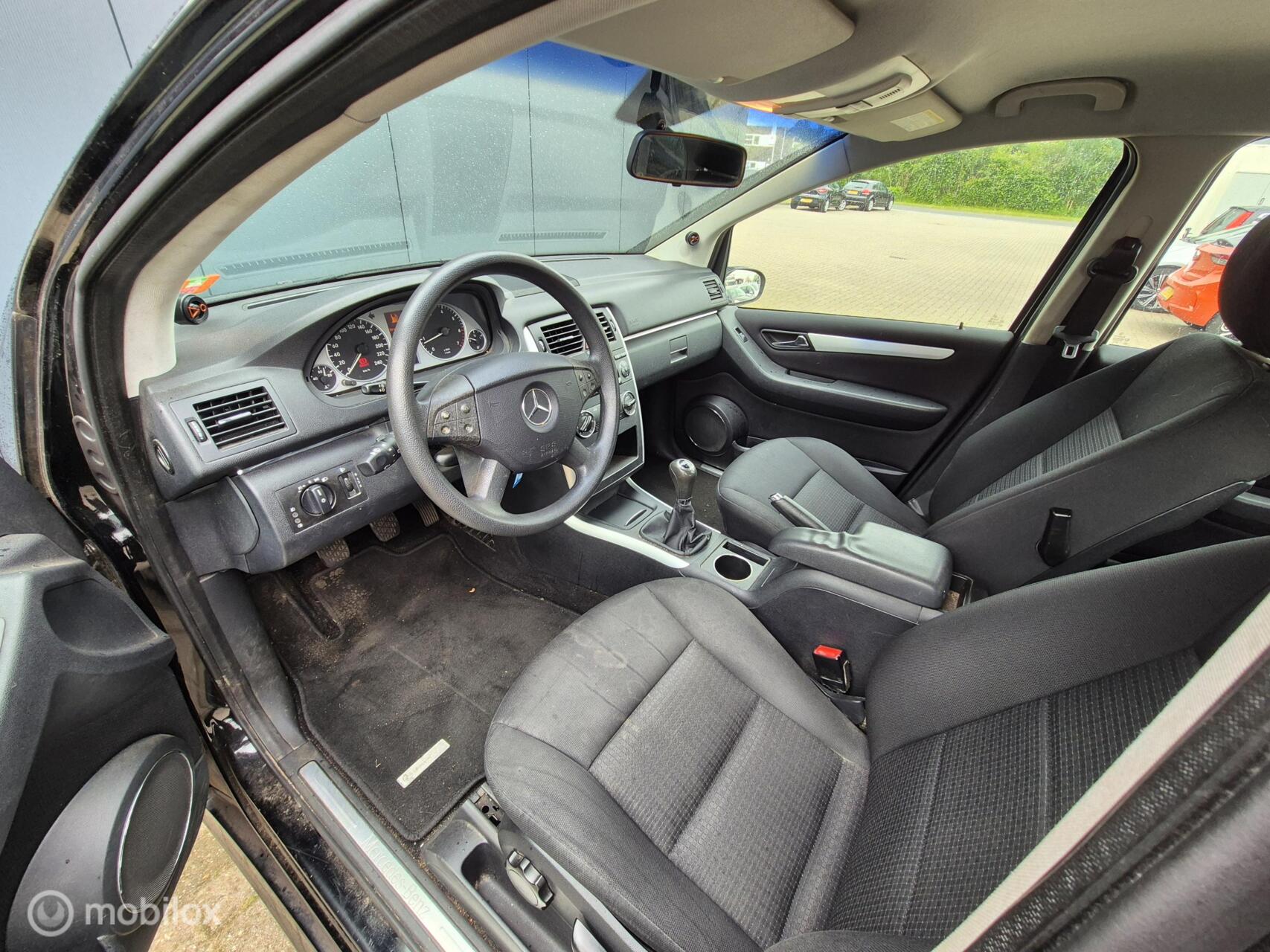 Foto van Mercedes-Benz B 170