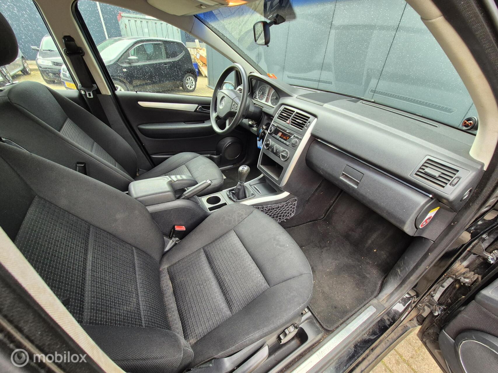 Foto van Mercedes-Benz B 170