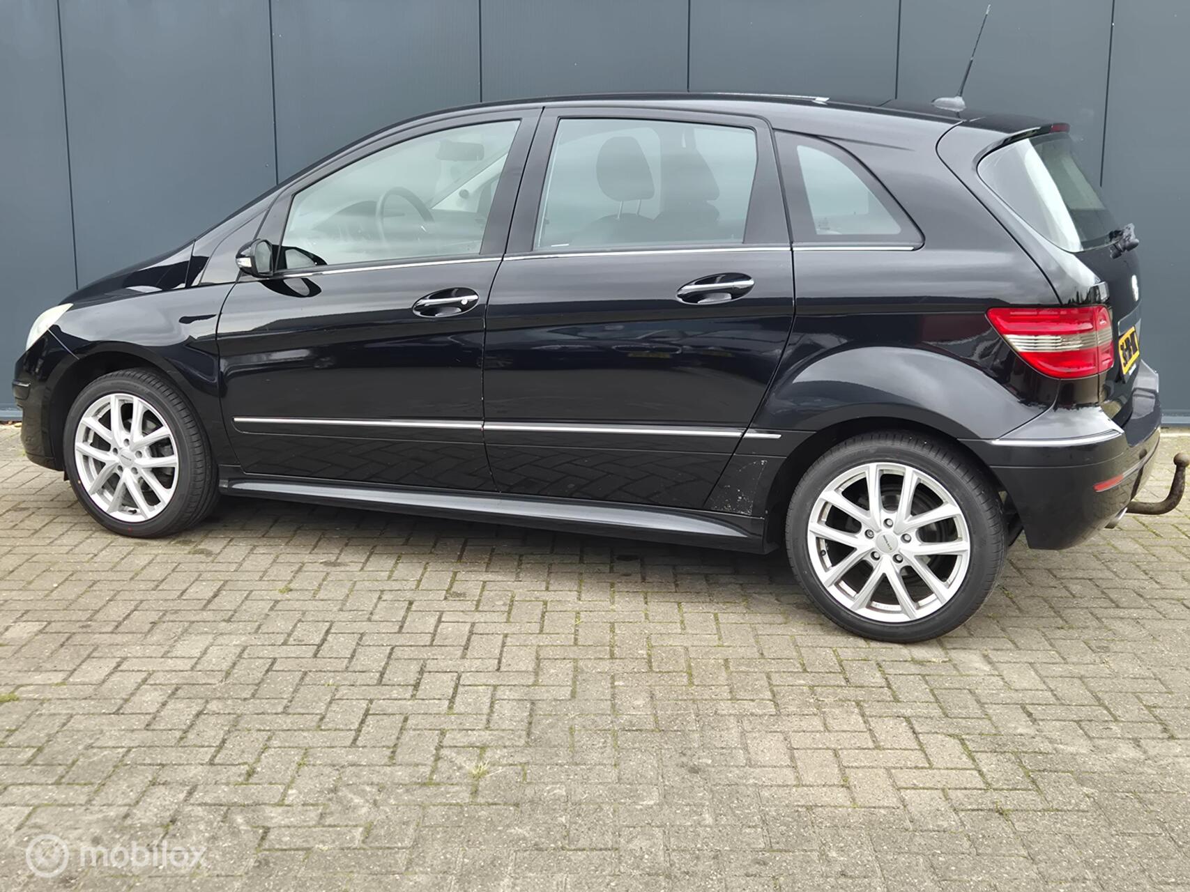 Foto van Mercedes-Benz B 170