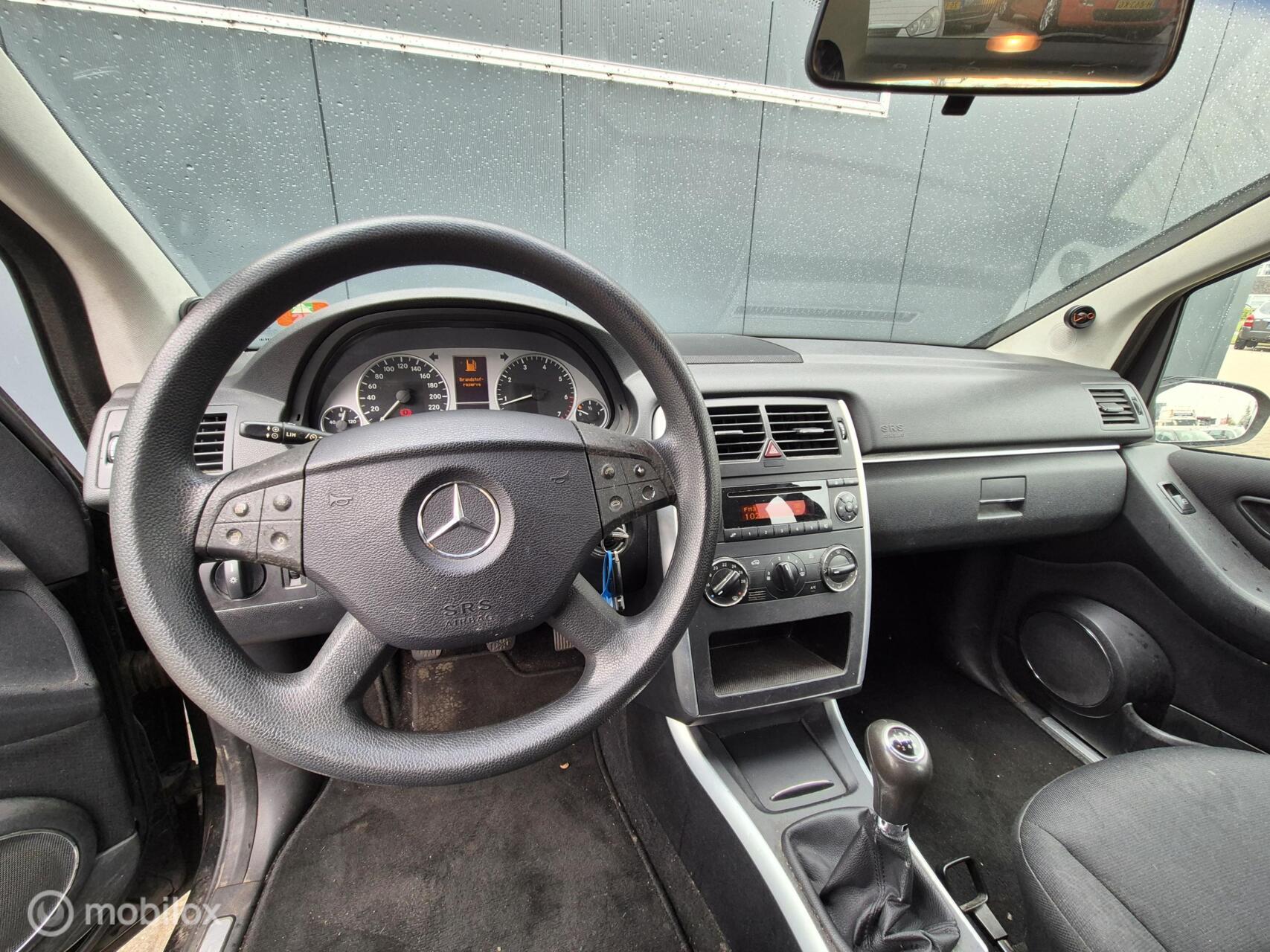 Foto van Mercedes-Benz B 170