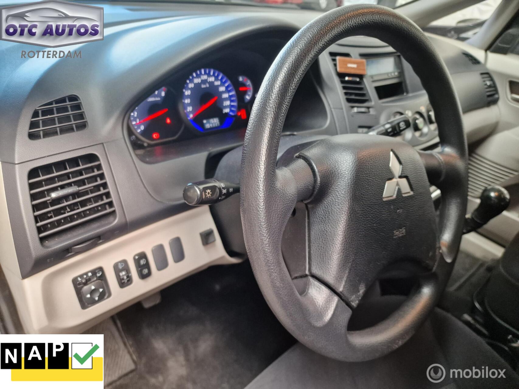 Foto van Mitsubishi Mitsubishi Grandis