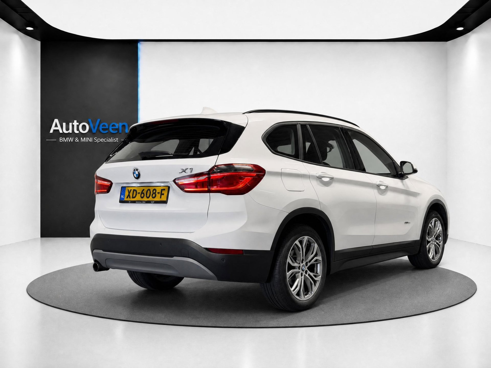 Foto van BMW X1 Sdrive18i