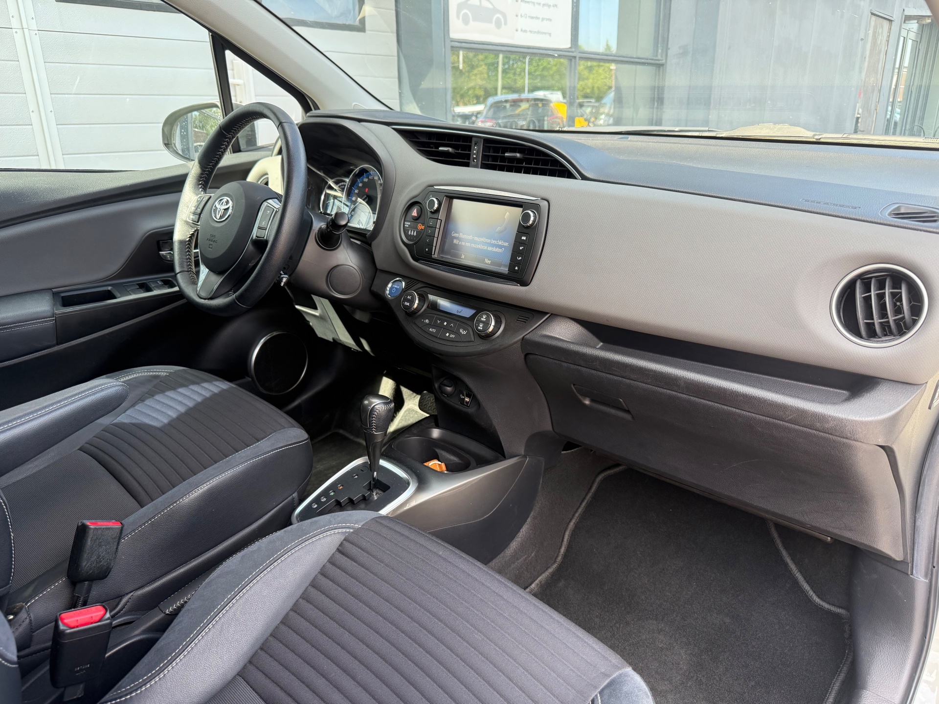 Foto van Toyota Toyota Yaris Hybrid