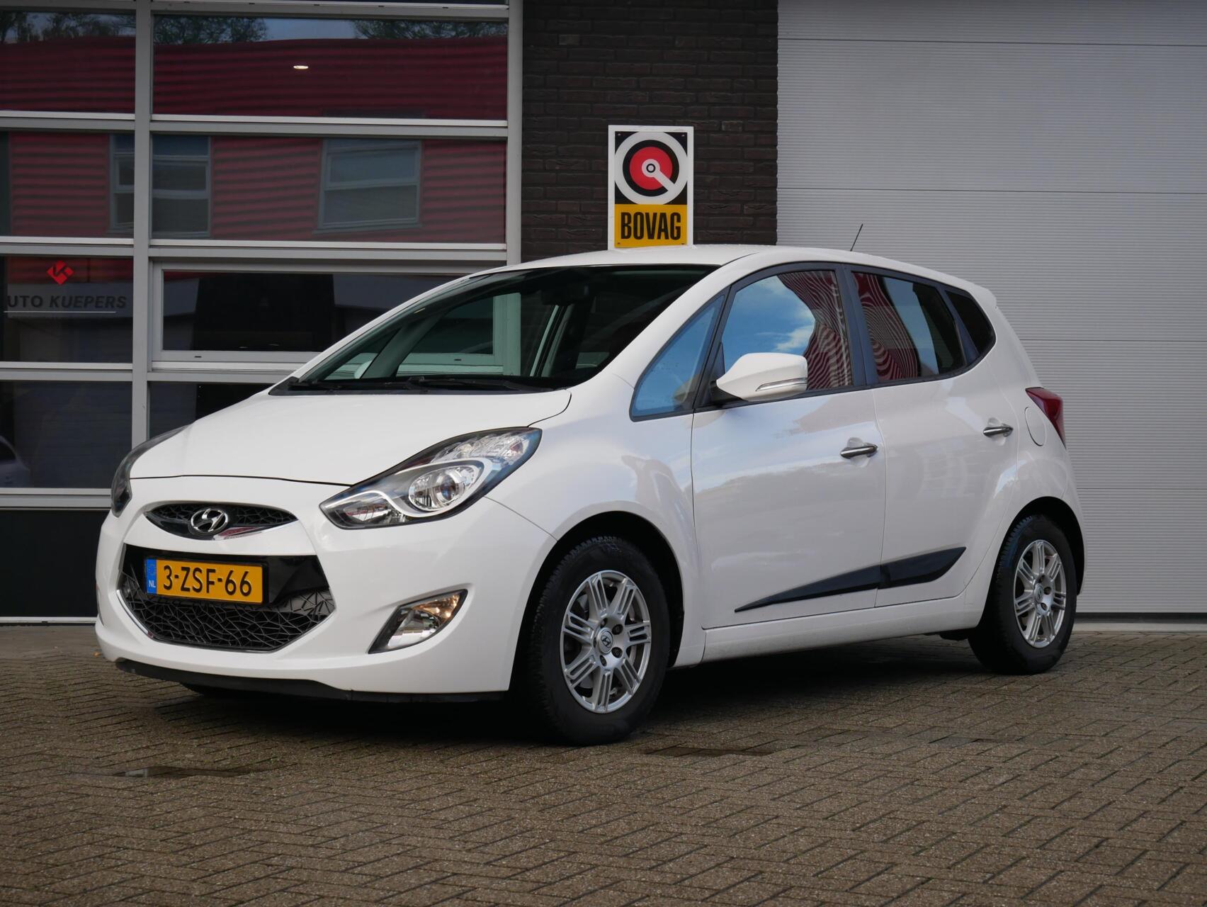 Hyundai Ix20 1.6i i-Catcher Leder| Trekhaak| Navi| Camera 2012 - voorkant