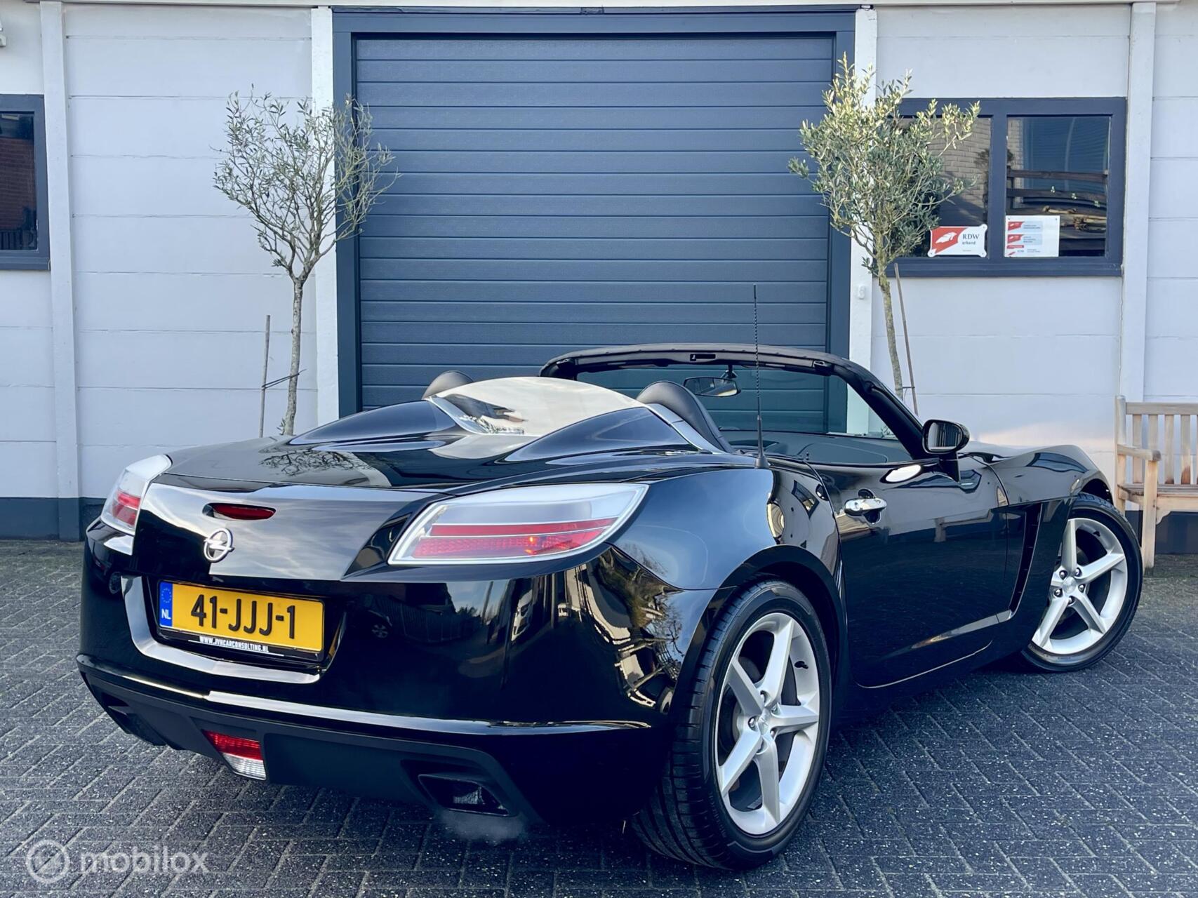 Foto van Opel GT
