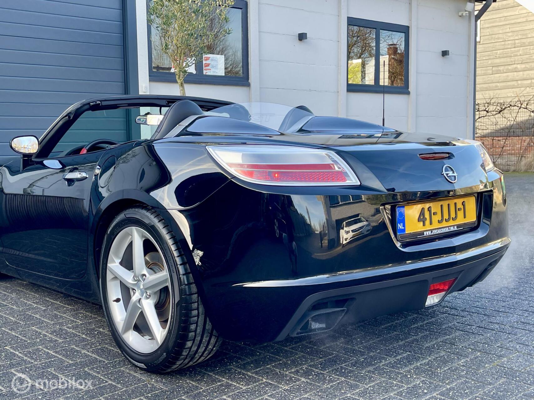 Foto van Opel GT