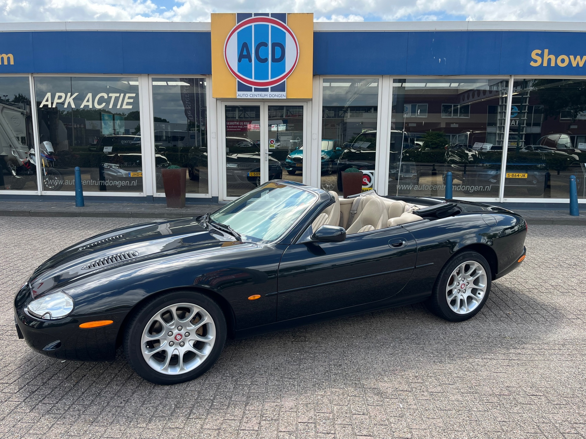 Foto van Jaguar Jaguar XKR Convertible