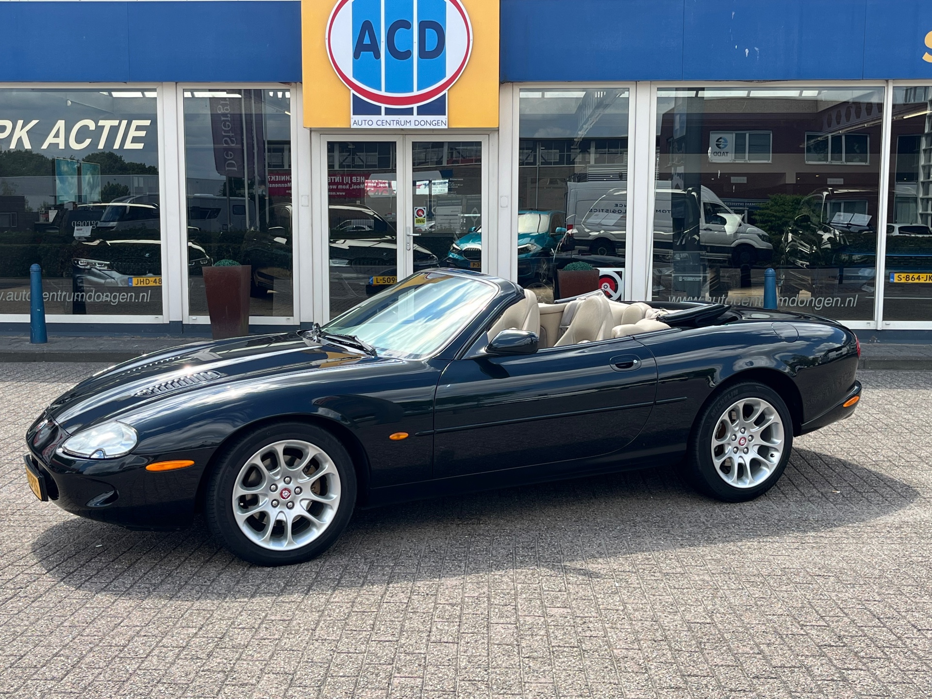 Foto van Jaguar Jaguar XKR Convertible
