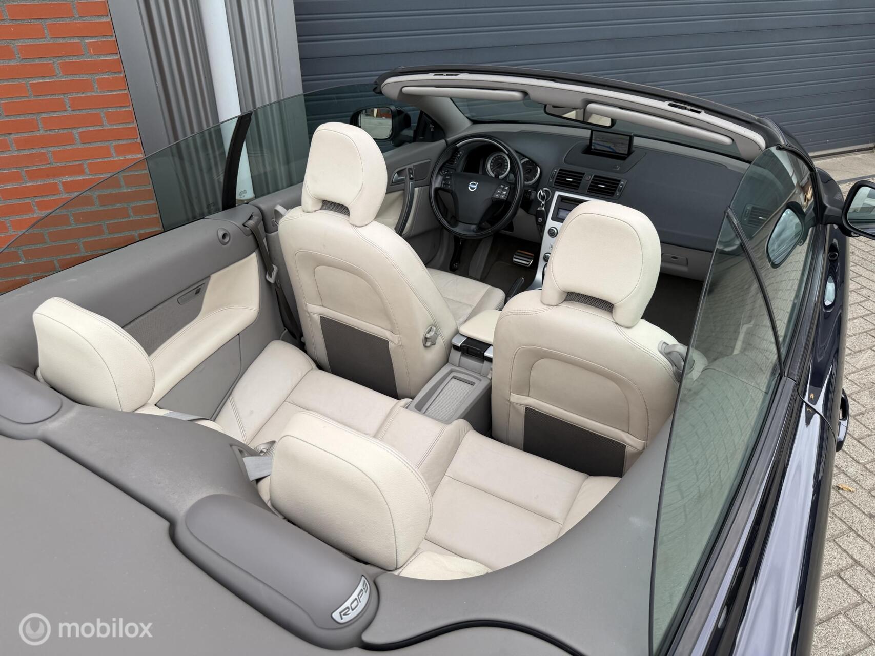 Foto van Volvo C70