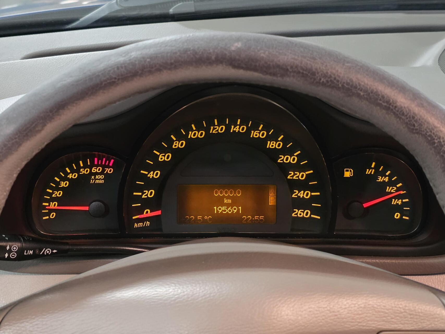 Foto van Mercedes-Benz C 180 Kompressor