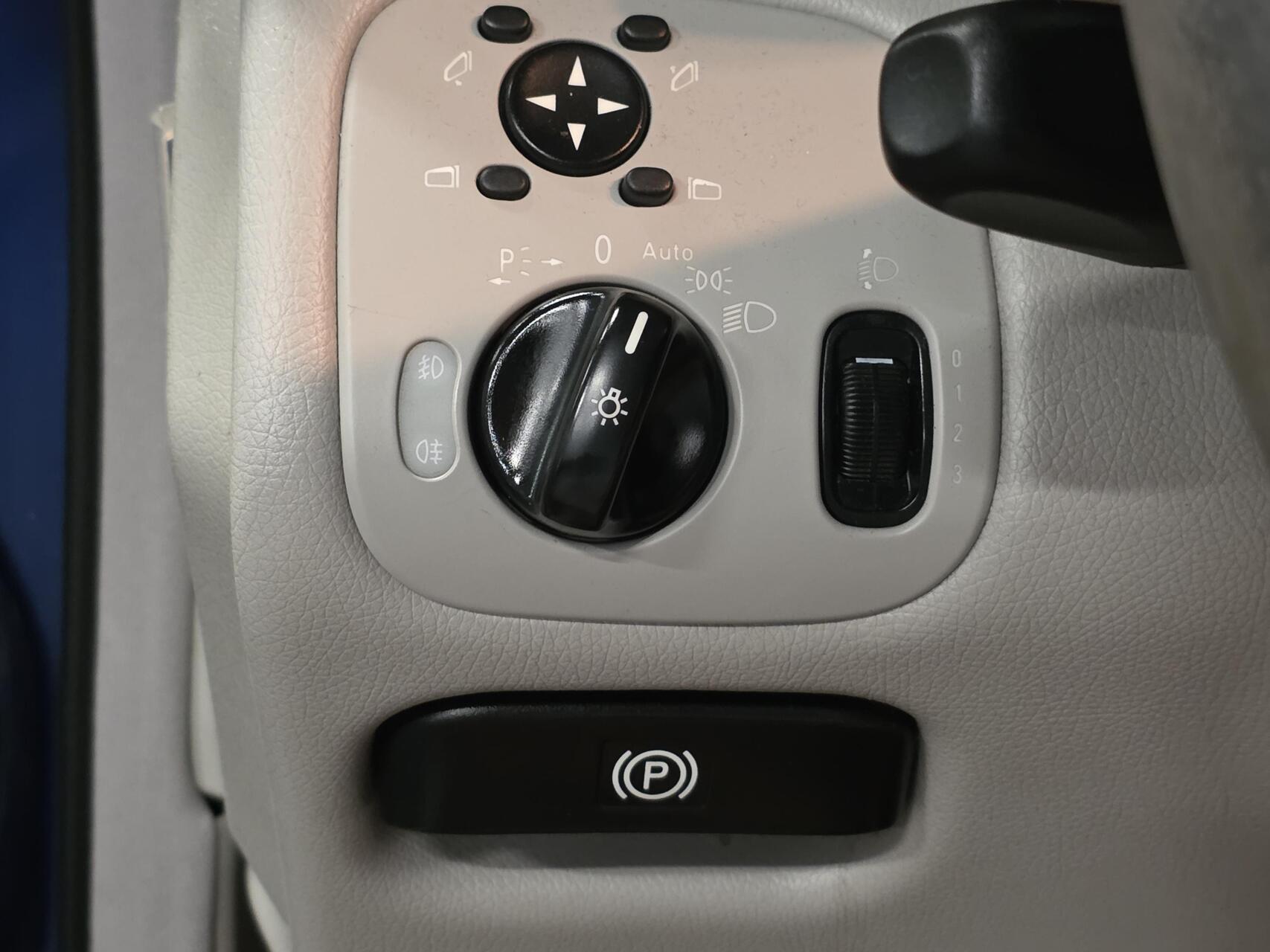 Foto van Mercedes-Benz C 180 Kompressor