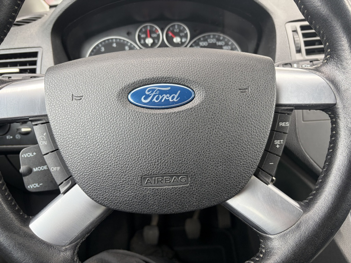 Foto van Ford C-max