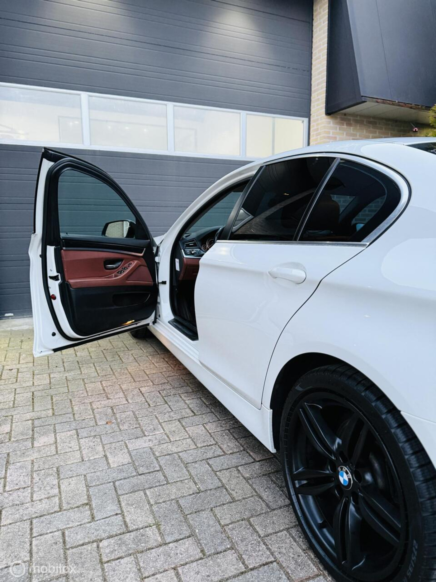 Foto van BMW 528i