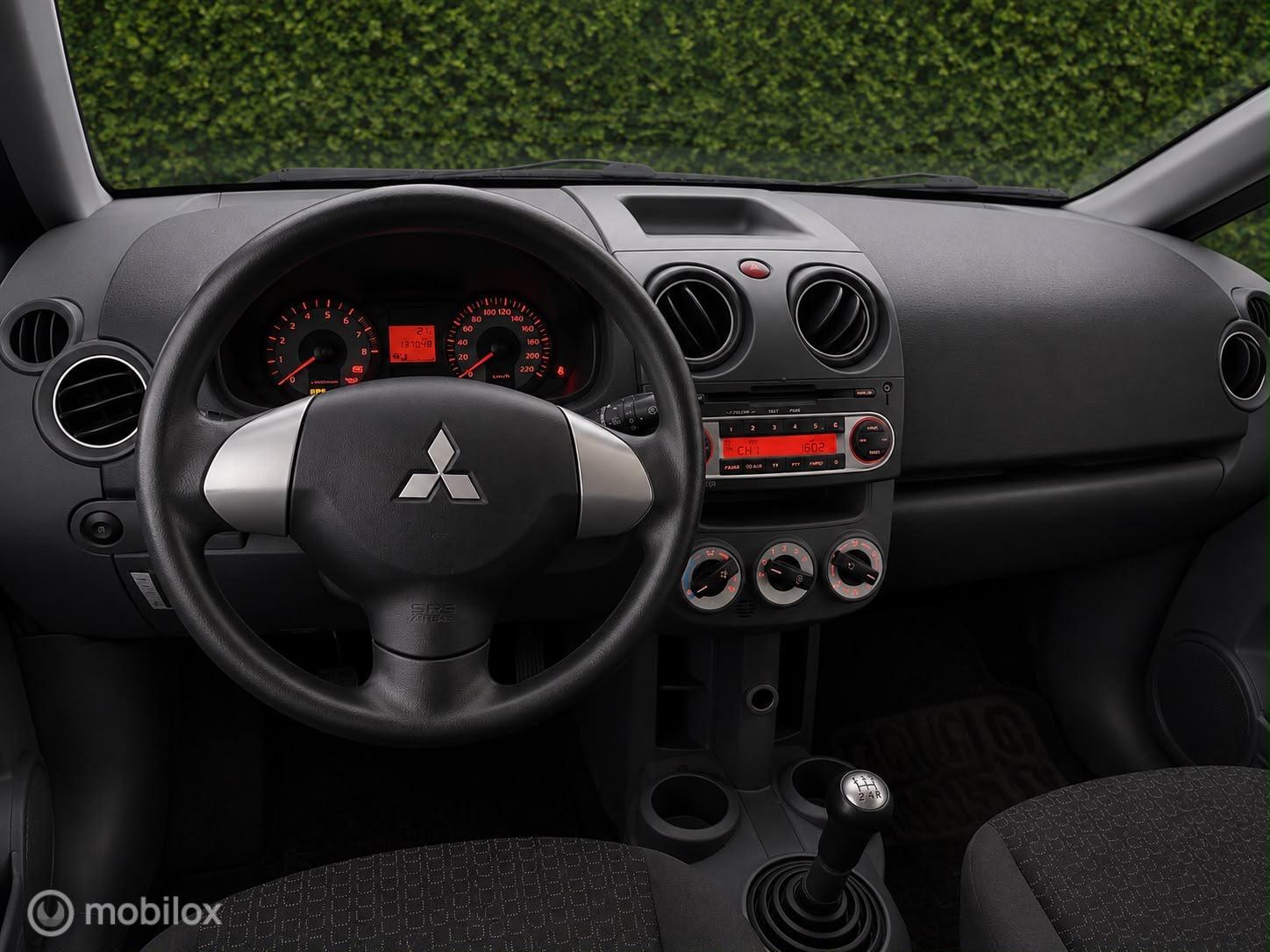 Foto van Mitsubishi Mitsubishi Colt